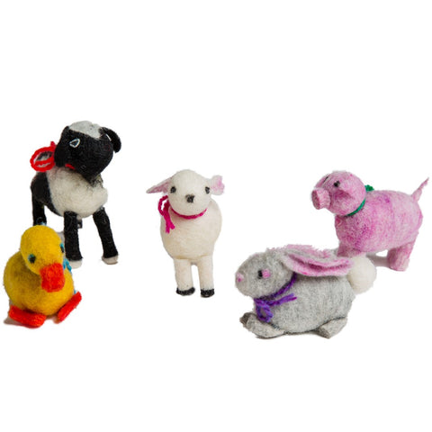Felted farm animals craft