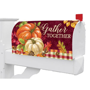 Fall and Winter Mailbox Makeovers gather pumpkins