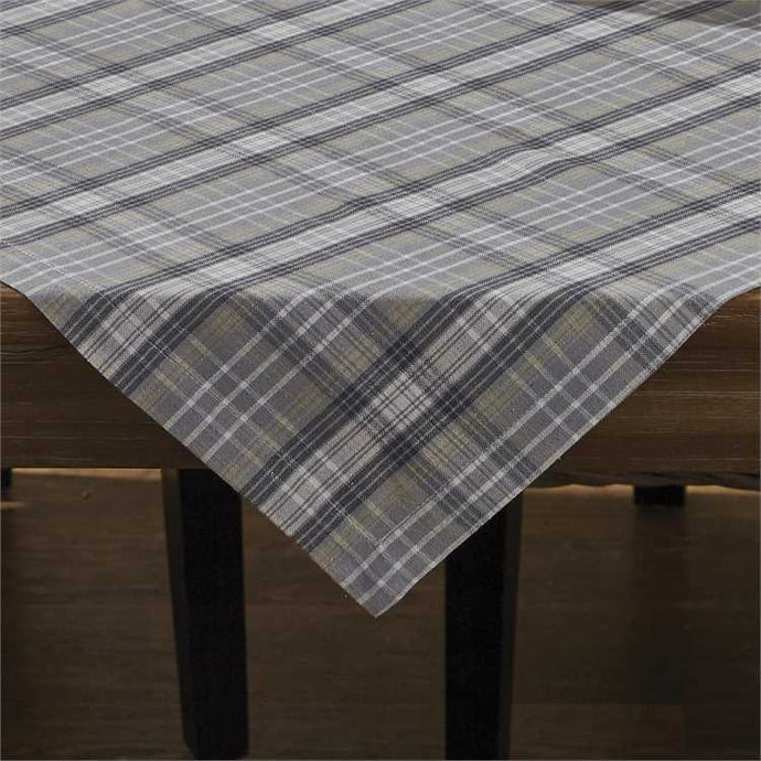 Table topper