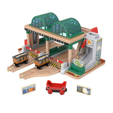 Thomas & Friends Wooden Railway Knapford Station Set HBJ82