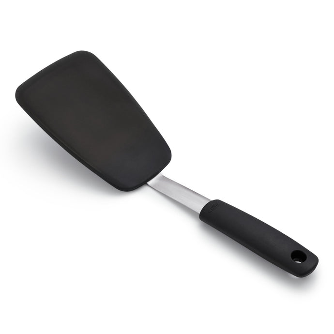 Non-stick turner