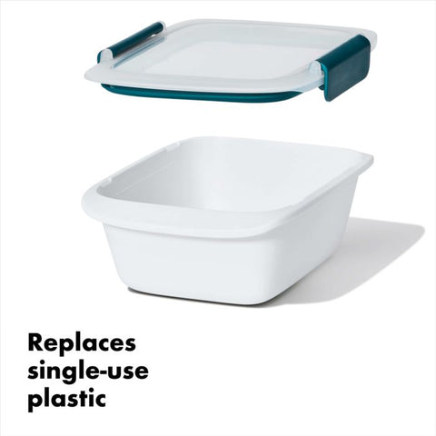 Container with lid