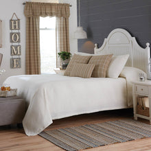 Farmington Queen Bedspread 461