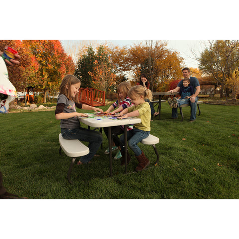 Kid's picnic table