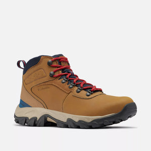 Columbia Men's Newton Ridge Plus II waterproof hiker boot in light brown