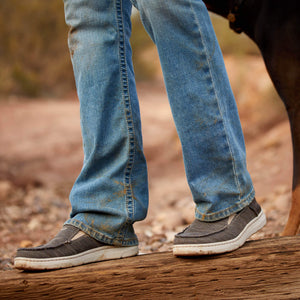 Man wearing Ariat Hilo 360 shoes