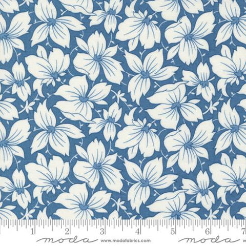Denim and Daisies Collection Sunday Best Florals Cotton Fabric 35381 navy
