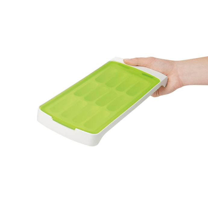 No-spill ice tray