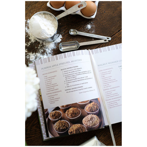 The Heart of the Amish Cookbook 512139