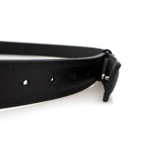 Scratchless black leather belt no-buckle