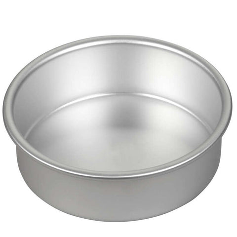 Aluminum cake pan
