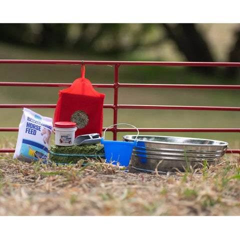 Stable Feed Set 2497