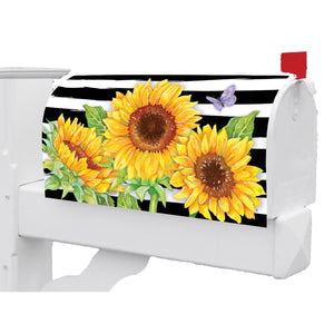 Fall and Winter Mailbox Makeovers sunflower stripes