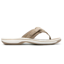 Clarks women's Breeze Sea flip flop sandal in taupe