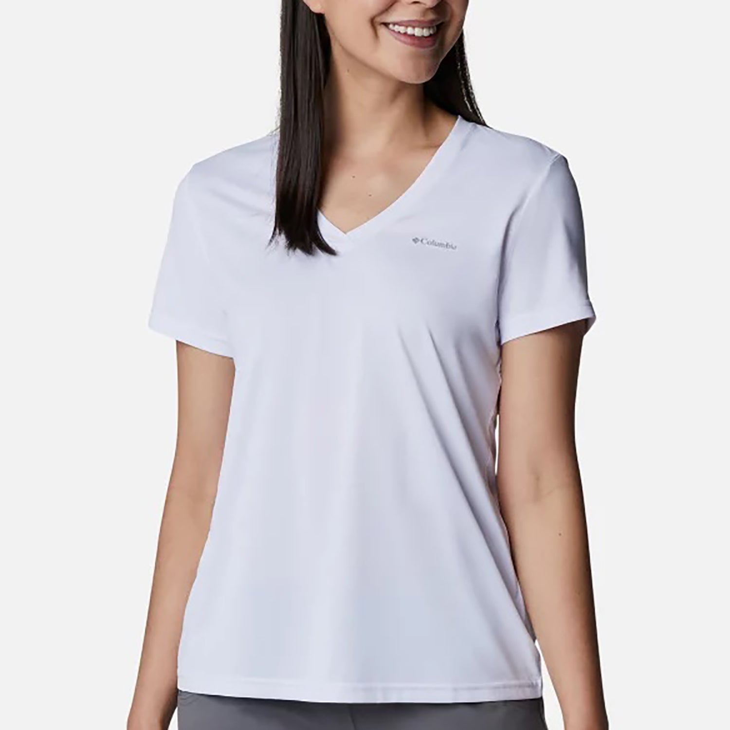 Columbia Women's Short Sleeve V-neck Hike Shirt 1991561 – Good's 