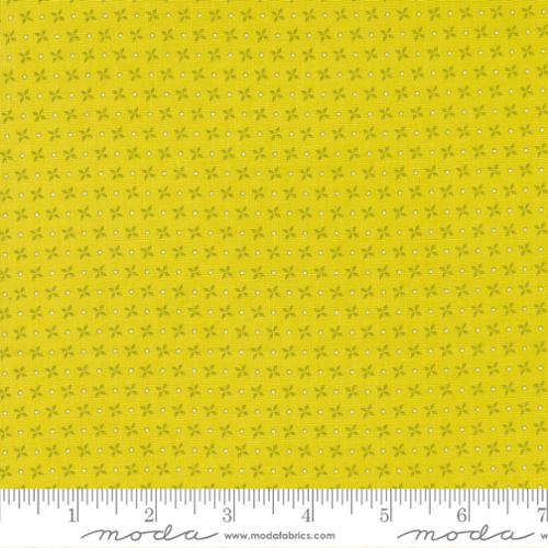 Strawberry Lemonade Pinwheel Cotton Fabric 37675 yellow