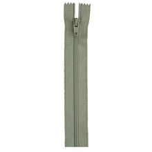 Green linen 22-inch zipper