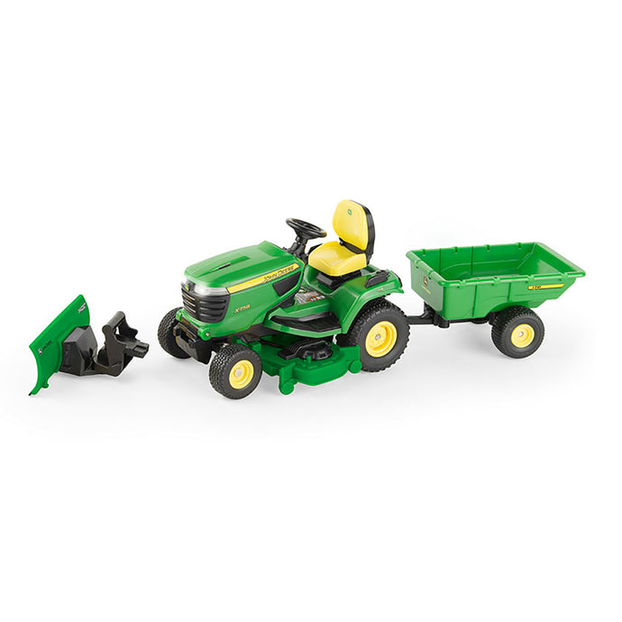 1:16 Scale John Deere X758 Lawn Mower 47395