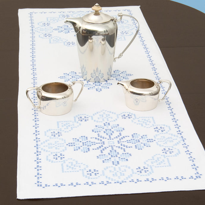 XX Americana Table Runner