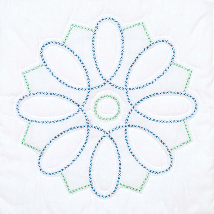 XX Swirls 18-Inch Quilt Block