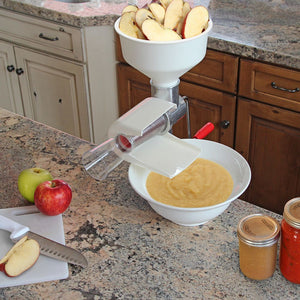 Making applesauce with Victorio food strainer