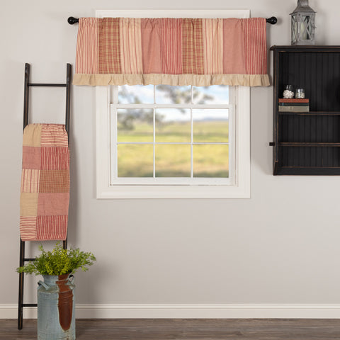 Curtain valance